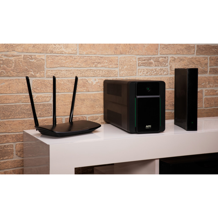 APC BX1200MI-GR UPS Linha interativa 1,2 kVA 650 W 4 tomada(s) CA